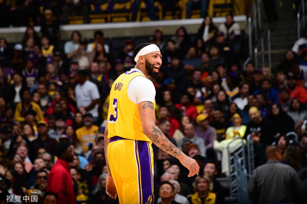 他的表现堪 他的表现堪