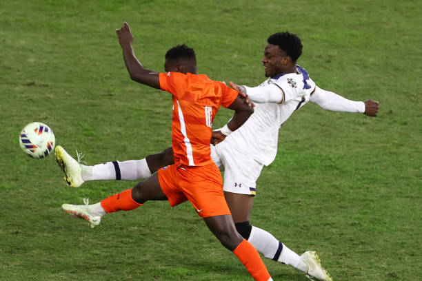 作与全场压 作与全场压