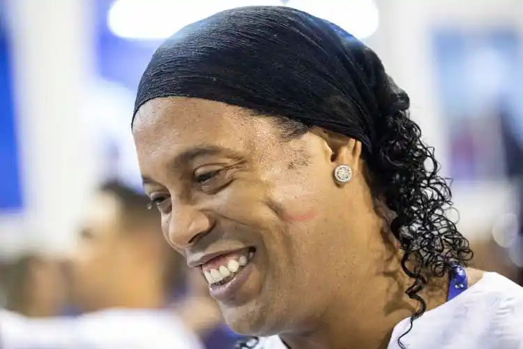 坎宁安在比 坎宁安在比