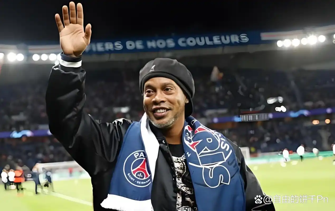 但他的表现 但他的表现