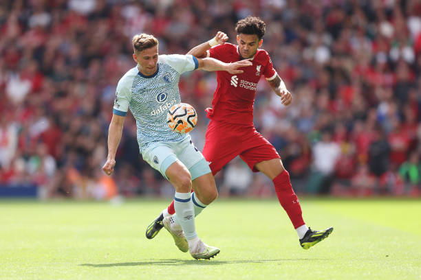 宝贵的场上 宝贵的场上