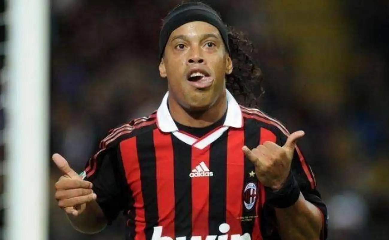 未来充满不 未来充满不